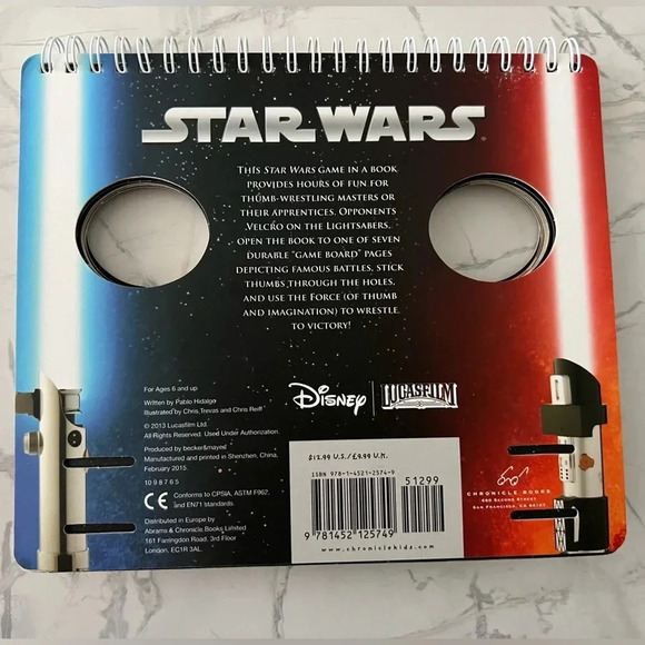 Star Wars Lightsaber Thumb Wrestling: Lightsaber Book Game for Kids 2013 Edition - Picture 2 of 2